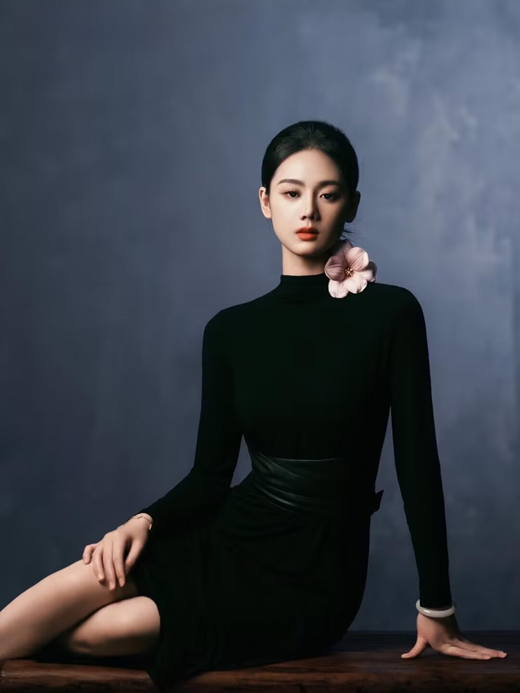 Ethnic Fashion Photography - 2026 Nieuwe Mode Eenvoudige High-End Zwarte