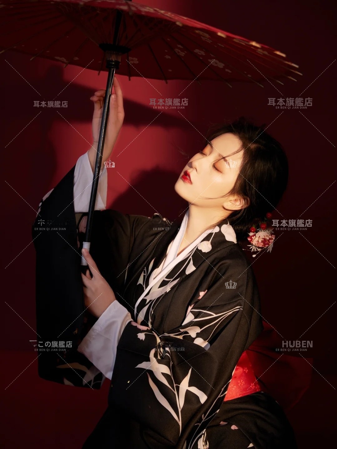 Ethnic Fashion Photography - Zwarte traditionele kimono badjas fotografiekostuum Japanse