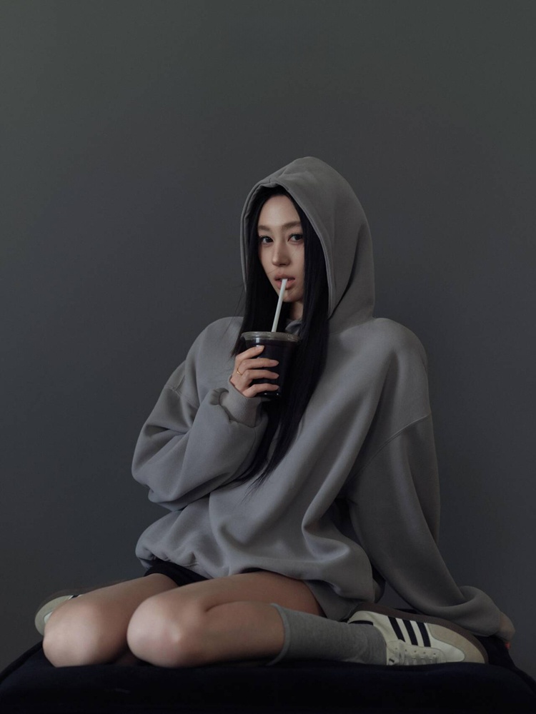 Grijze sfeer Portretthema Foto - Ethnic Fashion Photography recensie en prijs
